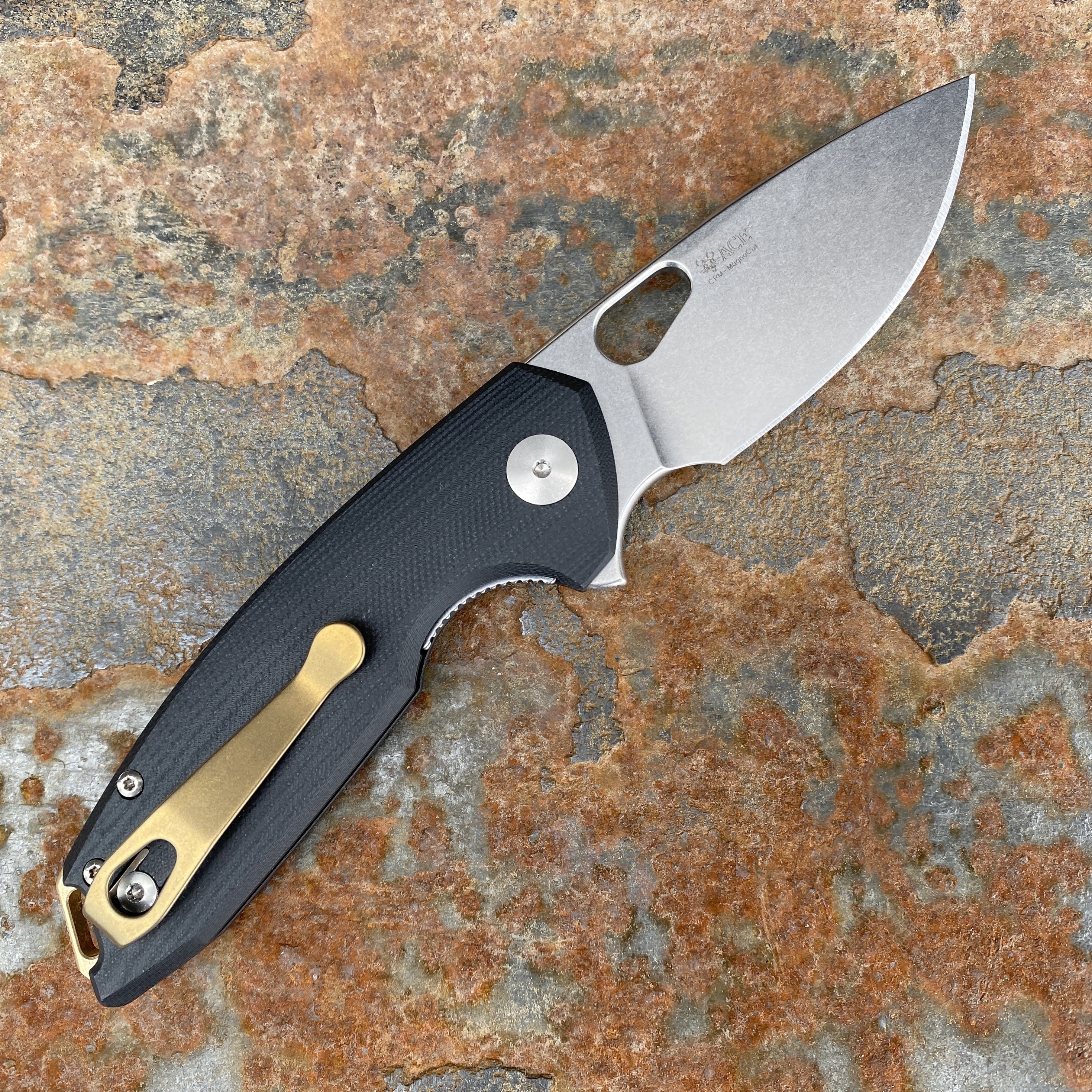 GiantMouse ACE Tribeca Black G10 Stonewashed MagnaCut (TRIBECA-BLK