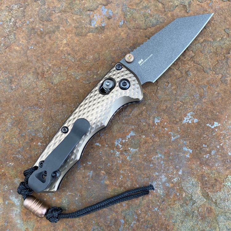 Benchmade Full Immunity Crater FDE Scales 2.5" CPM-M4 Black Blade Folding Knife
