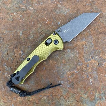 Benchmade Full Immunity Crater Green Scales 2.5" CPM-M4 Black Blade Folding Knife