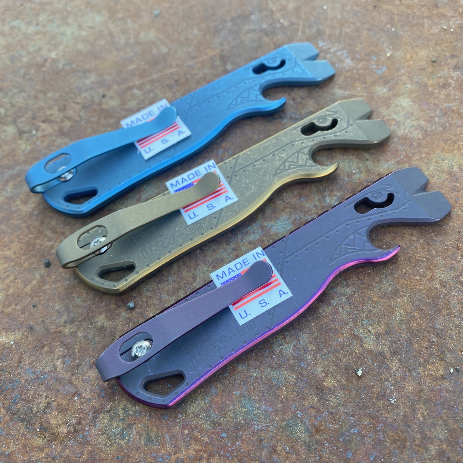 DLT Trading Exclusive P-40 Warhawk v1.0 Titanium Prybar