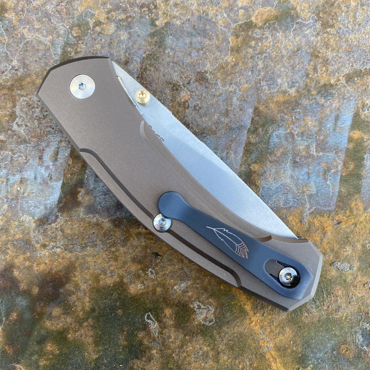 GiantMouse ACE Iona V2 Bronze Aluminum Magnacut Stonewashed Blade