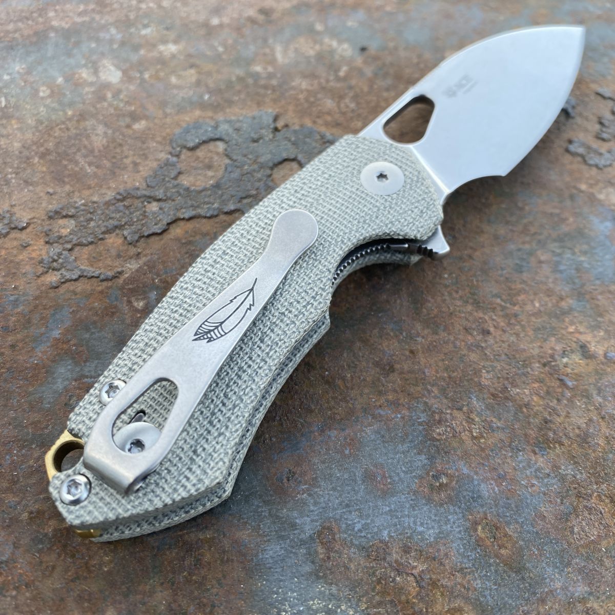 GiantMouse ACE RIV Green Canvas Micarta Magnacut Stonewashed Blade