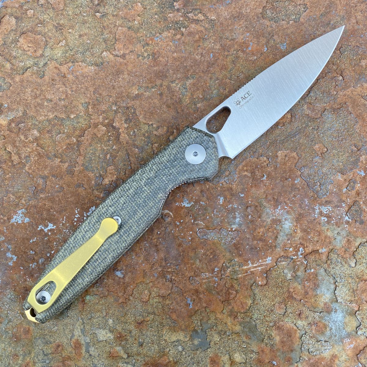 GiantMouse ACE Reo Green Canvas Micarta Magnacut Satin Blade (REO