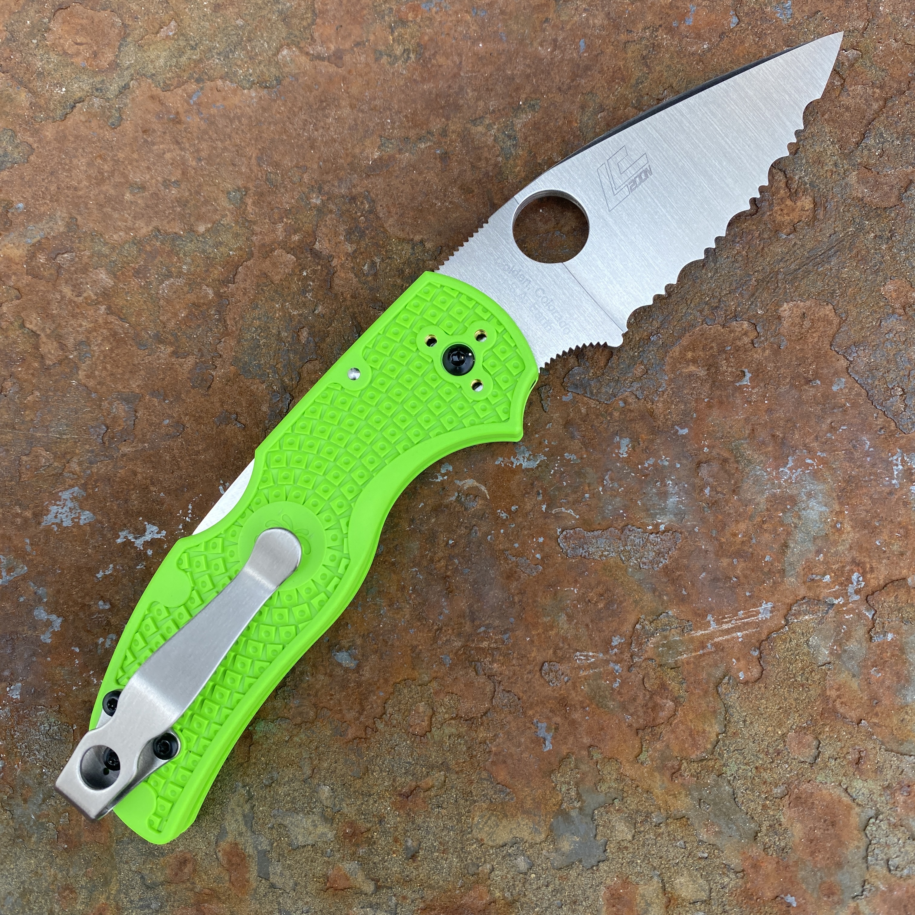 Spyderco Native 5 Salt Green FRN LC200N Serrated Blade (C41SGR5