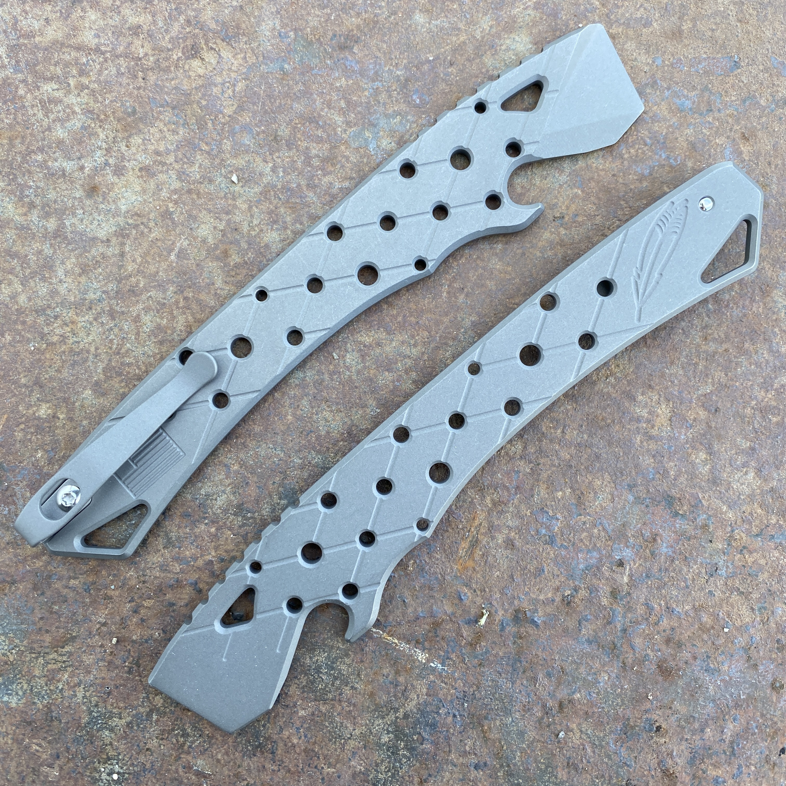 Best Case Scenario XL v1.1 Pocket Prybar Tool Lyra Design