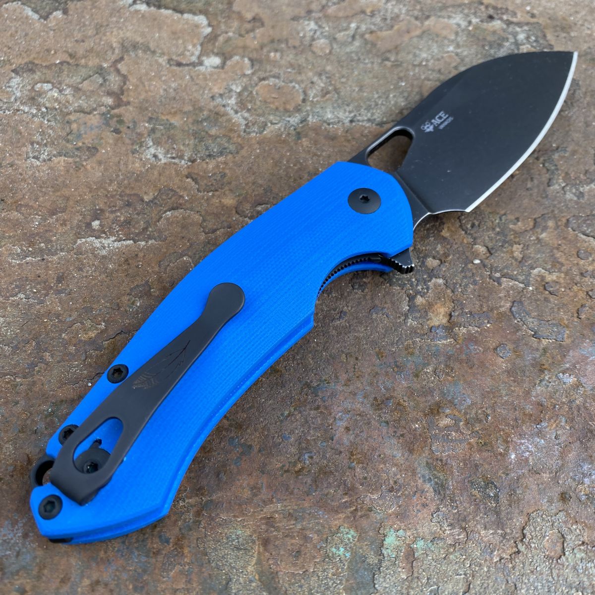 GiantMouse ACE Biblio XL Blue G10 Vanadis PVD Blade (BIBLIO-XL-BLU