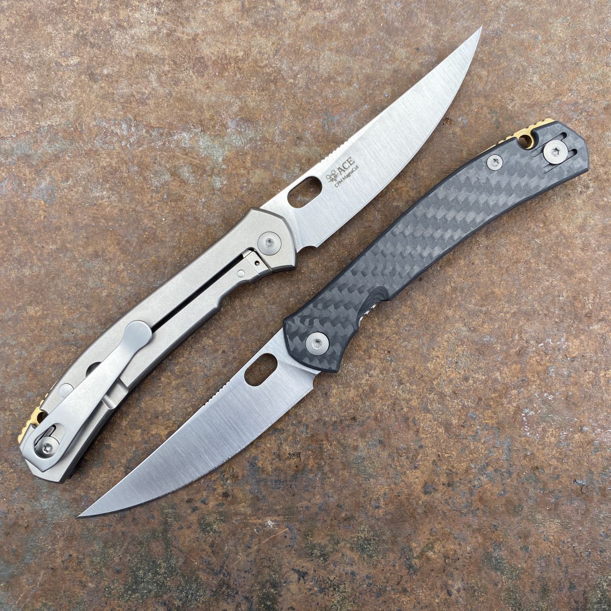 GiantMouse ACE Bleecker Titanium/Carbon Fiber Satin Magnacut Blade