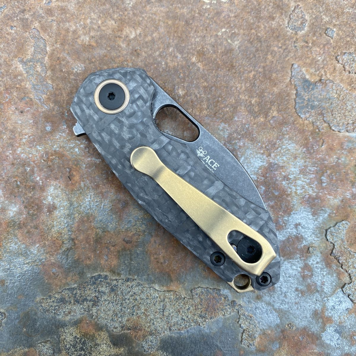 GiantMouse ACE RIV Liner Lock Carbon Fiber PVD Magnacut Blade (RIV