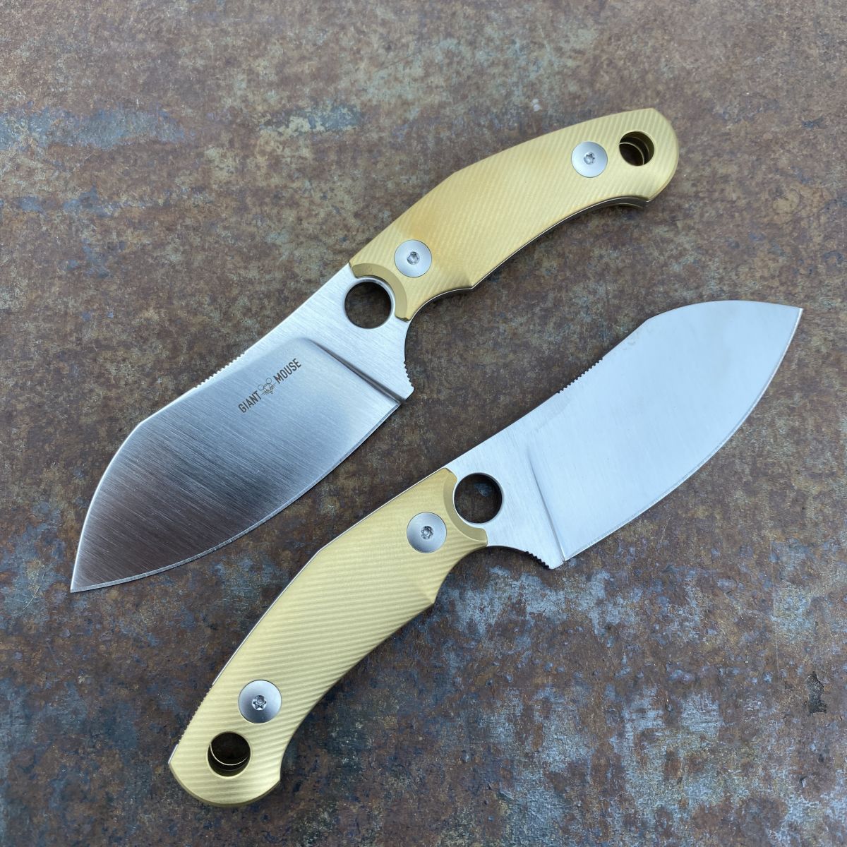 GiantMouse GMF1-XL Brass Satin Elmax Fixed Blade (GMF1-XL-BRASS)