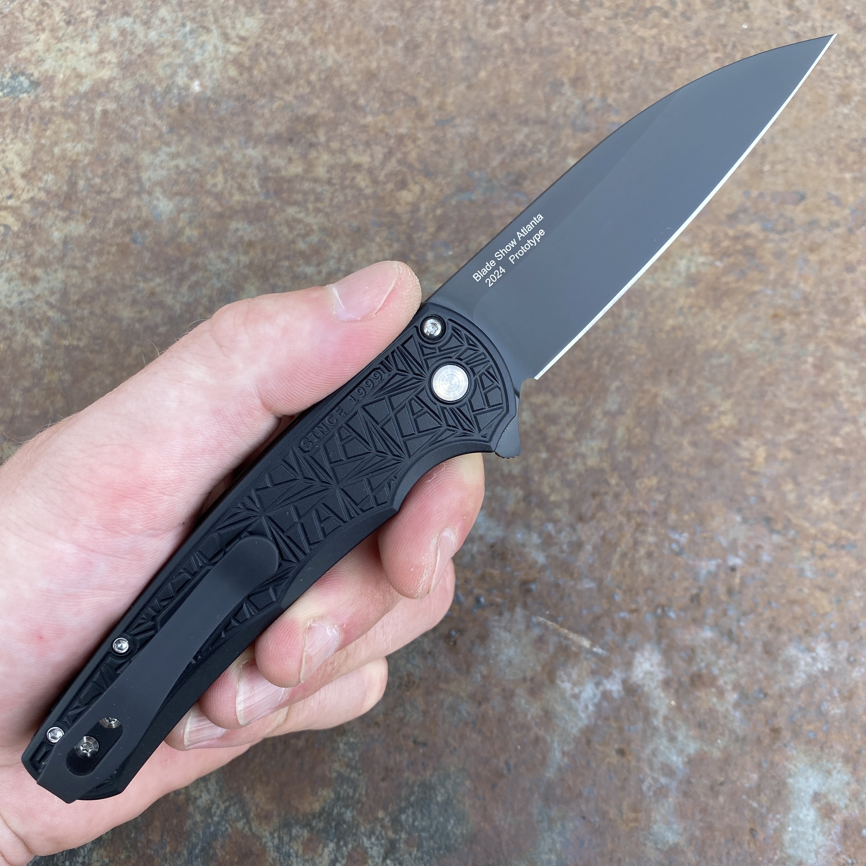 Pro-Tech Malibu Nexus Black Aluminum Black Magnacut Blade Deep