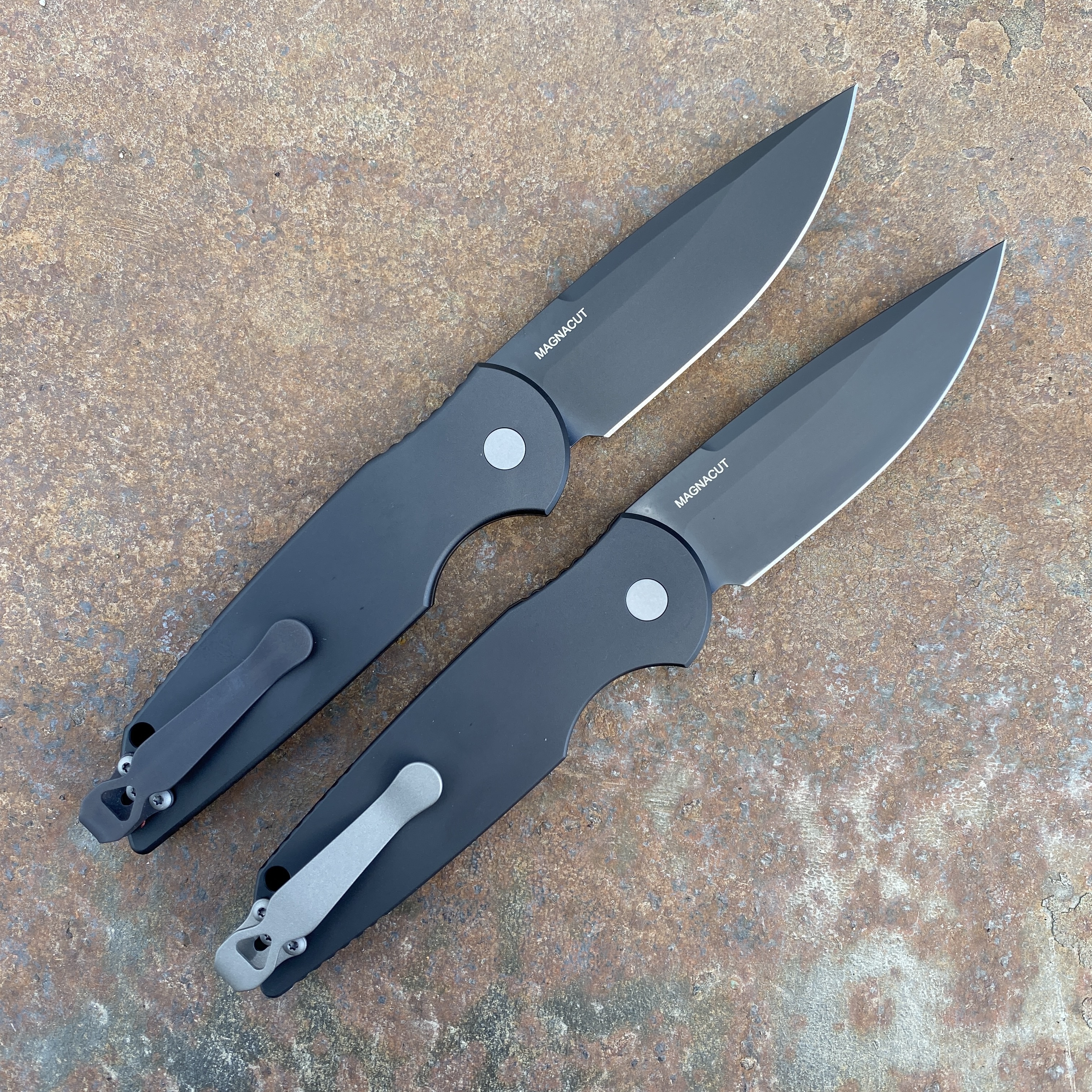 Pro-Tech TR-3 Auto Black Grooved Aluminum Black Magnacut Blade