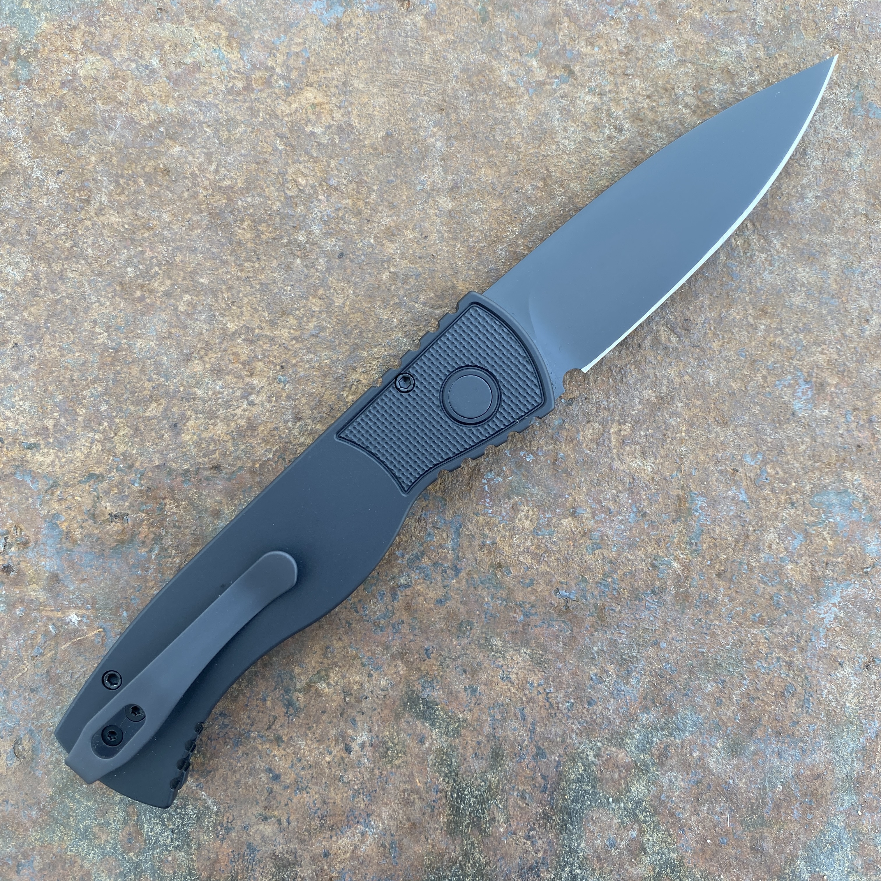 Pro-Tech TR-2 Operator Auto Black Aluminum DLC Magnacut Blade