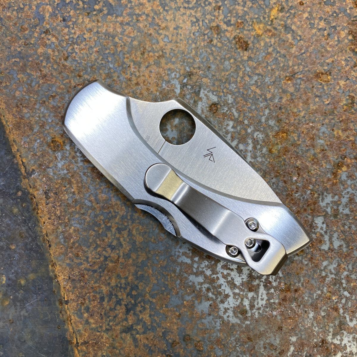 Spyderco Dragonfly 2 Tattoo Stainless Steel VG-10 Satin Blade