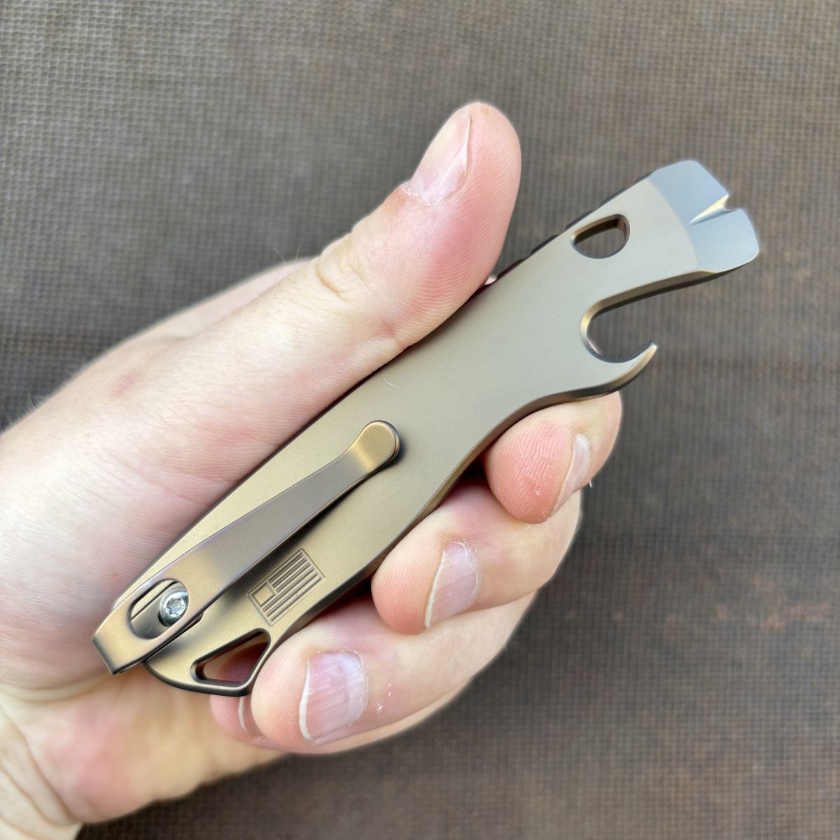 14kgf ブラウントパーズ✩1粒チャームセット◝✩ All Access Pass v2bx Prybar EDC Pocket Tool Plain Design