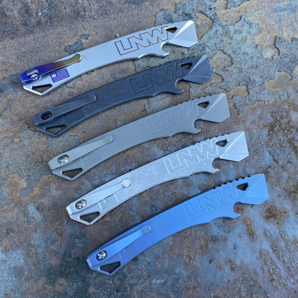 Best Case Scenario XL v1.0 Prybar Pocket Tool Feather Design