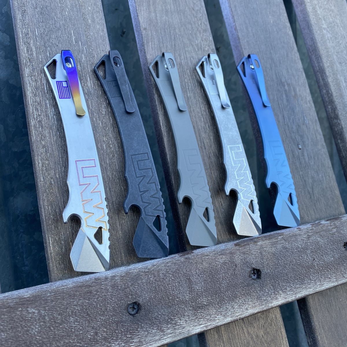 Best Case Scenario XL v1.0 Prybar Pocket Tool Feather Design