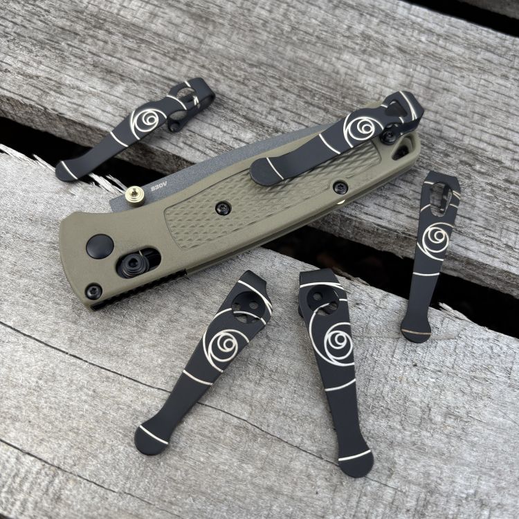 Black Fibonacci Clips