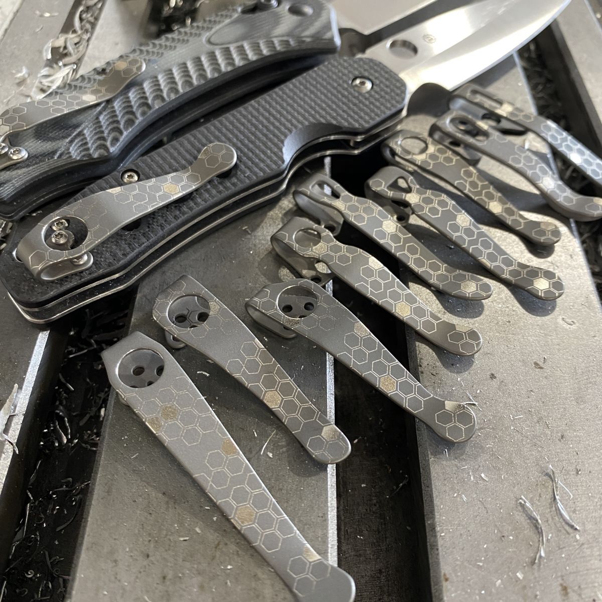 Mono Comb Deep Carry Titanium Pocket Clips