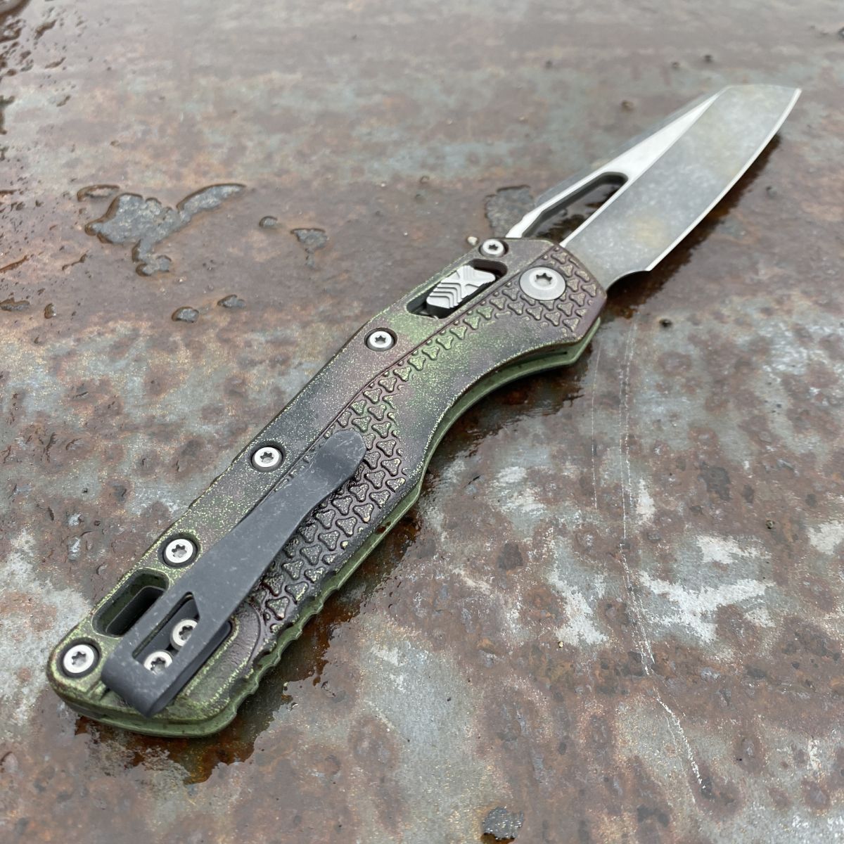ミッドナイツ Microtech Stitch Ram-Lok Fluted Black G10 Apocalyptic M390