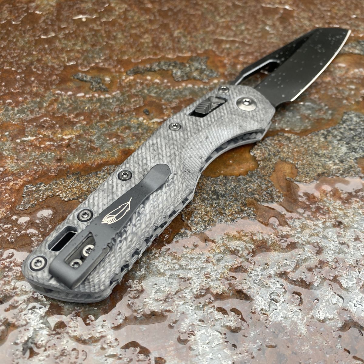 Microtech MSI Ram-Lok Signature Series Black Fluted Carbon Fiber 
