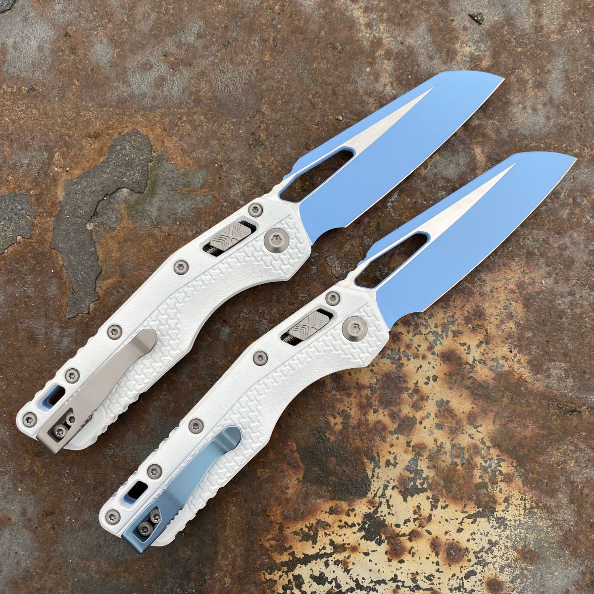 Microtech MSI Ram-Lok Textured White Polymer Sky Blue Cerakote