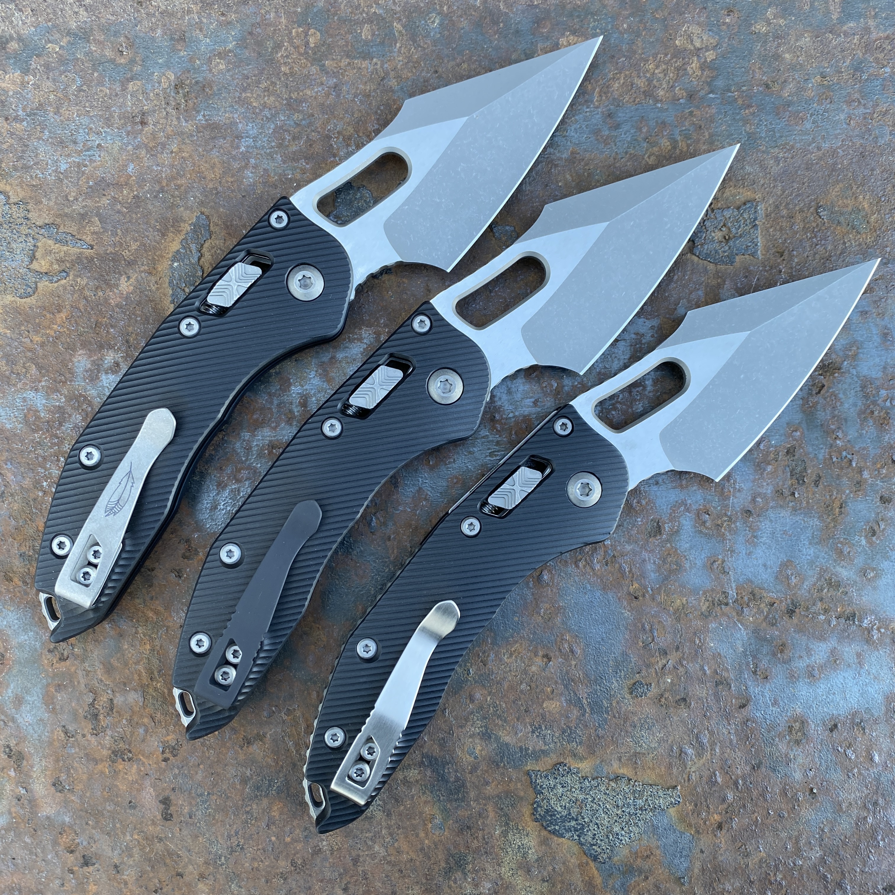 BIOMPACT キス M180 Microtech Stitch Ram-Lok Fluted Black Aluminum Apocalyptic M390