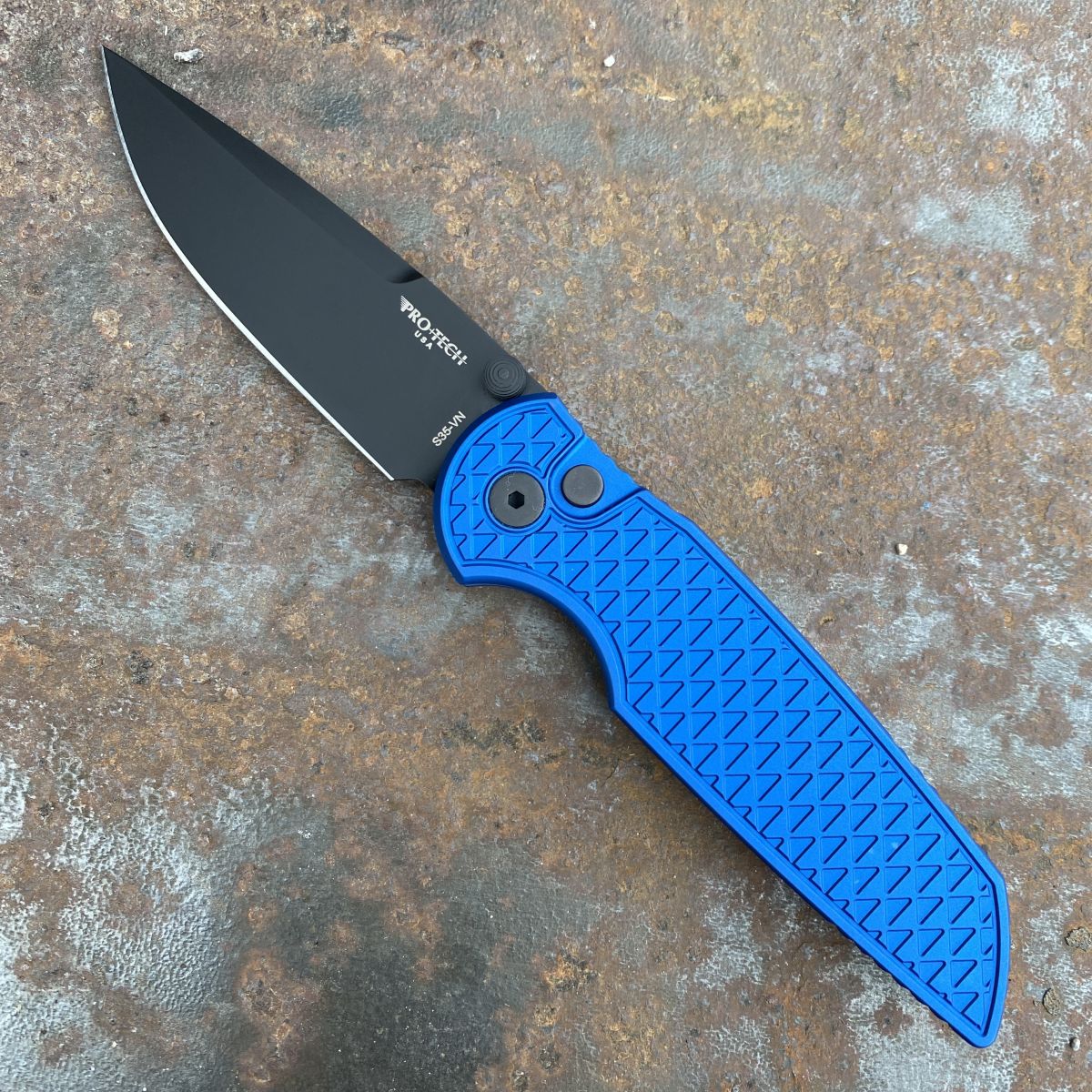 Pro-Tech TR-3 Integrity Relic Blue Aluminum DLC S35V Blade