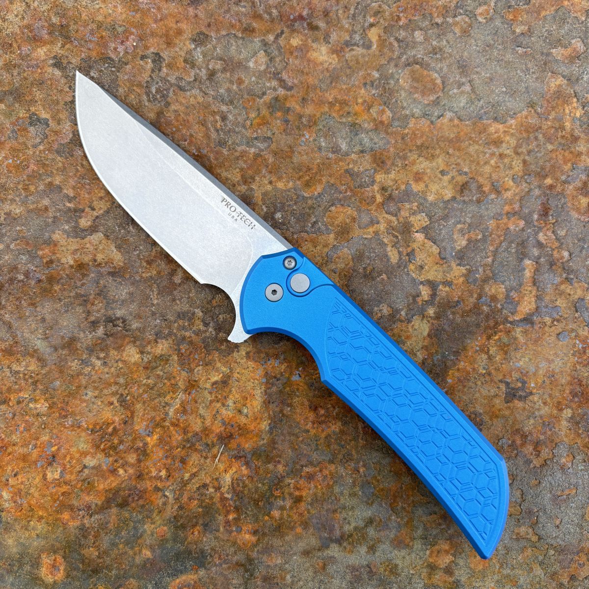 Pro-Tech Mordax Blue Gridlock Aluminum Stonewashed MagnaCut Blade