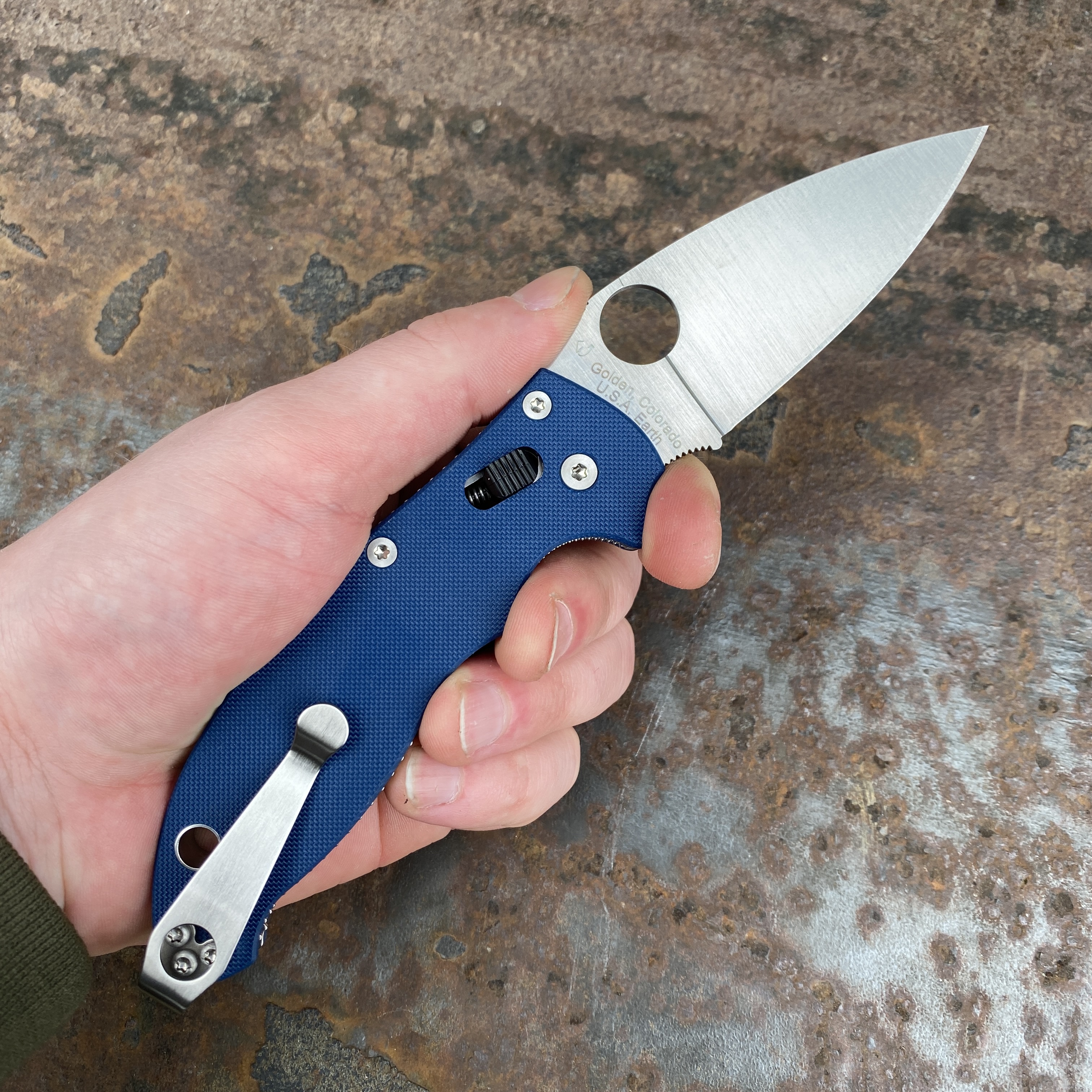 Spyderco Manix 2 Cobalt Blue G10 Scales Satin SPY27 Blade