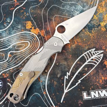 Spyderco Paramilitary 2(PM2) Dual-Tone Metallic Bronze Samurai Titanium Scales Satin S45V MOD Knife
