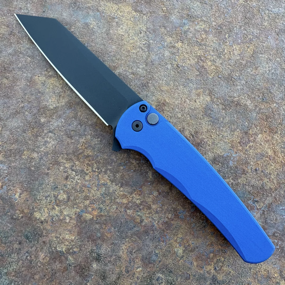 Pro-Tech Malibu Blue Aluminum Reverse Tanto DLC Magnacut Blade