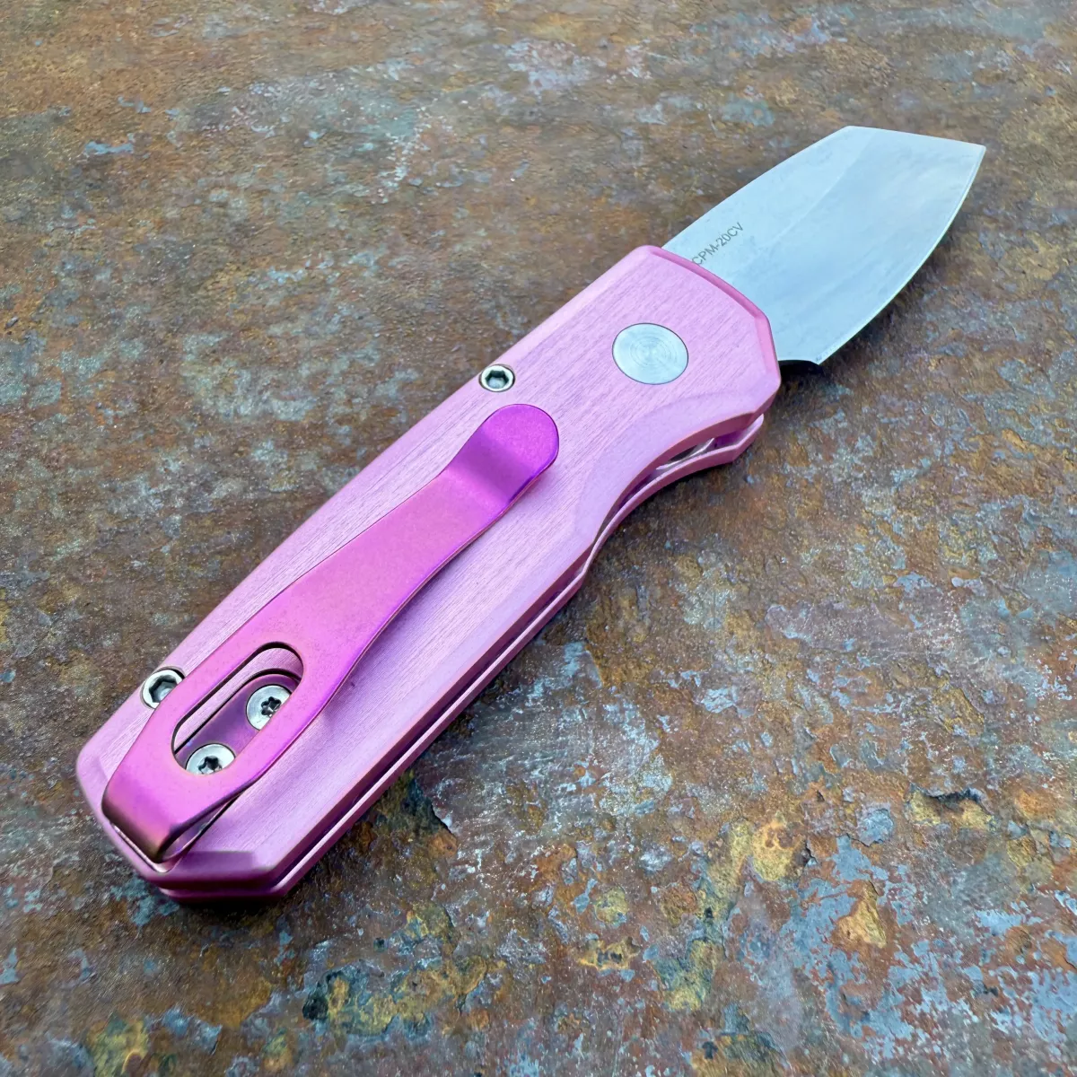 Pro-Tech Runt 5 AUTO Satin Pink Aluminum Stonewash CPM 20CV Blade