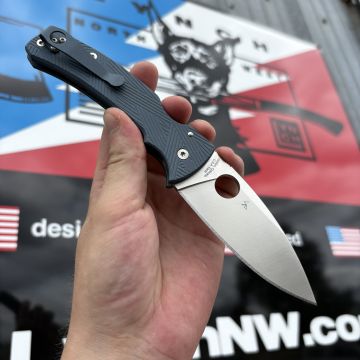 Spyderco Bodacious Skinny Titanium Blue Samurai Titanium Scales Satin SPY27 TI Blue Clip MOD Knife