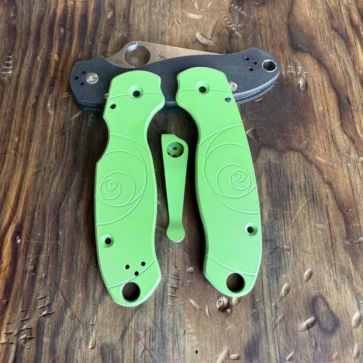 Spyderco Para 3 Fibonacci Aluminum Scale Kit - Limited Run Battle Green Mamba Cerakote