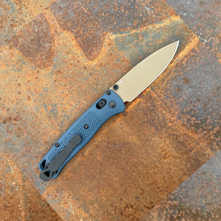 Benchmade Bugout Crater Blue Grivory Scales FDE 3.2" CPM S30V Blade Folding Knife