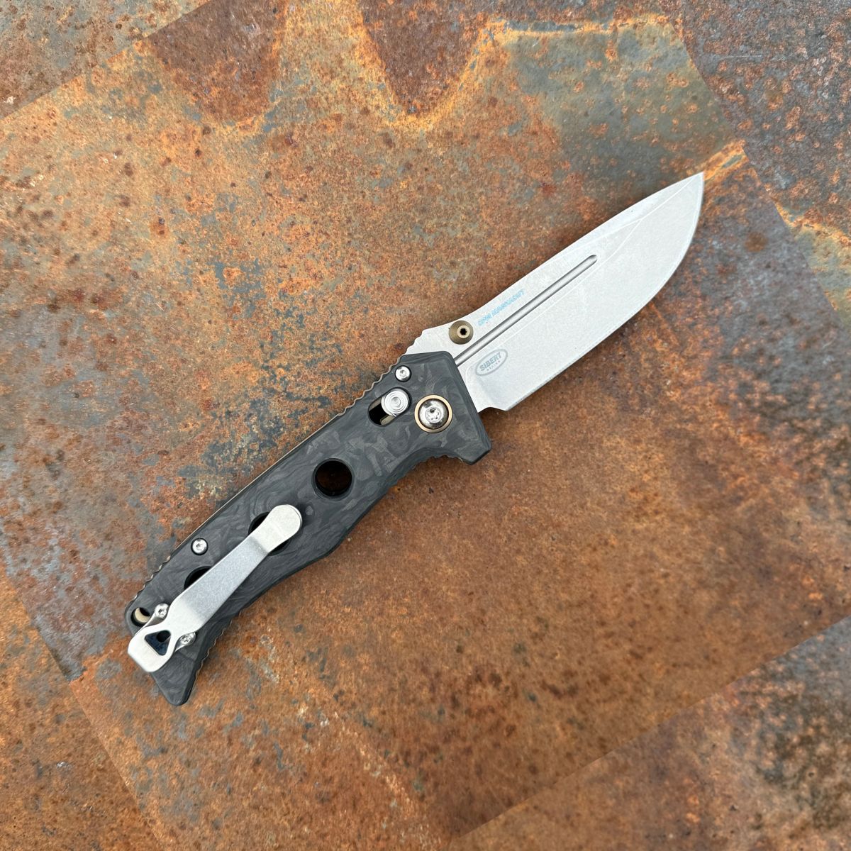 Benchmade Mini Adamas AXIS Lock Black Carbon Fiber Scales