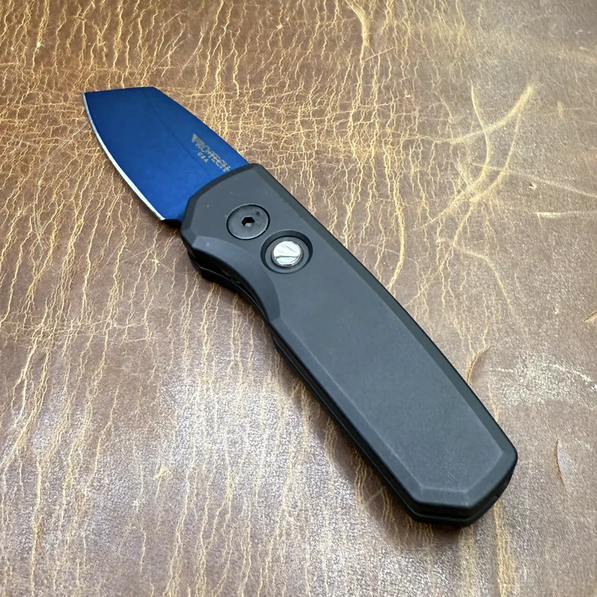 Pro-Tech Runt 5 Auto Black Aluminum REV Tanto Sapphire CPM 20CV