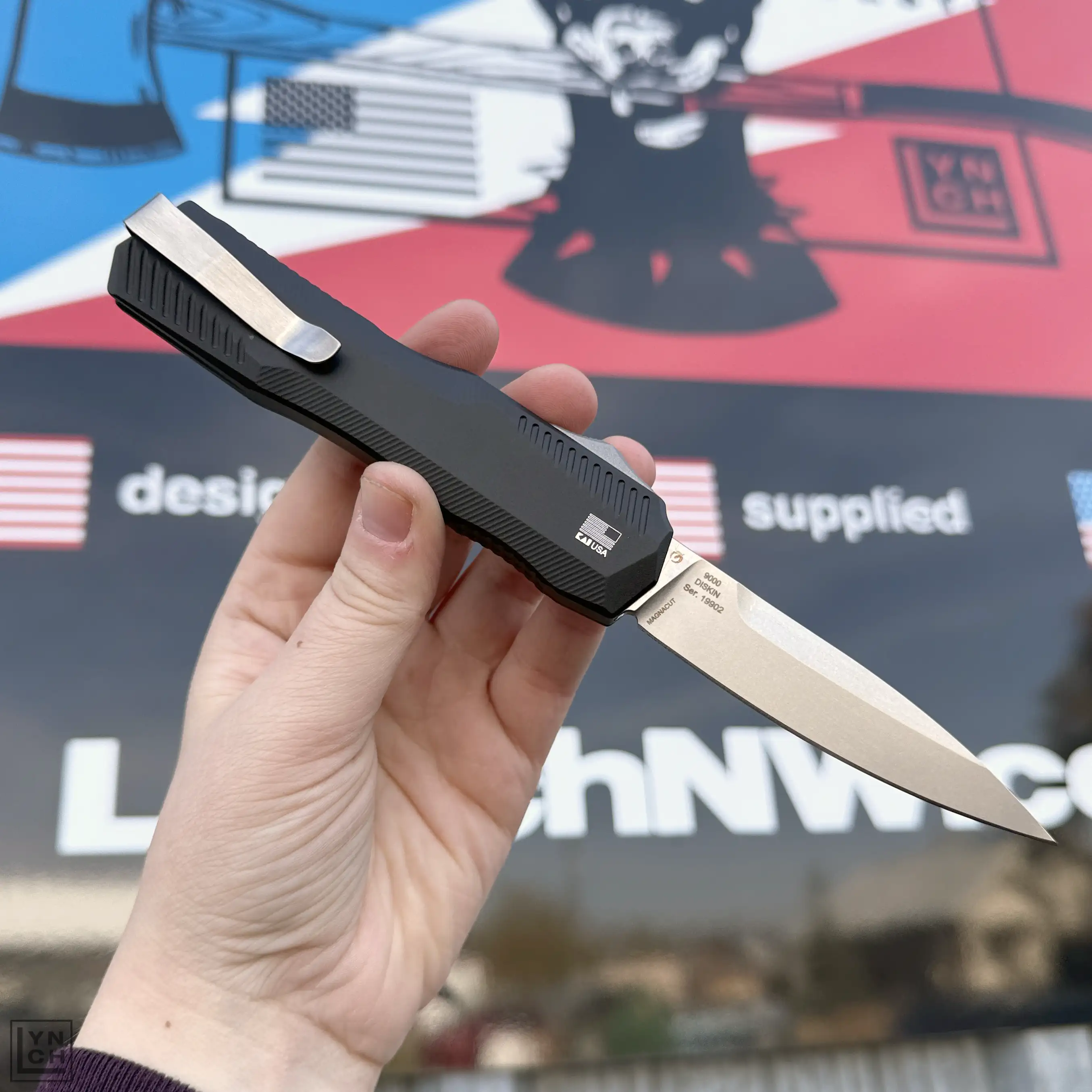 Kershaw Livewire MagnaCut OTF Automatic Black Aluminum 3.4